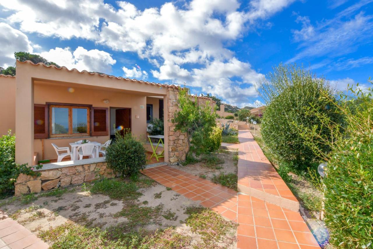 Residence Le Baiette Costa Paradiso Buitenkant foto